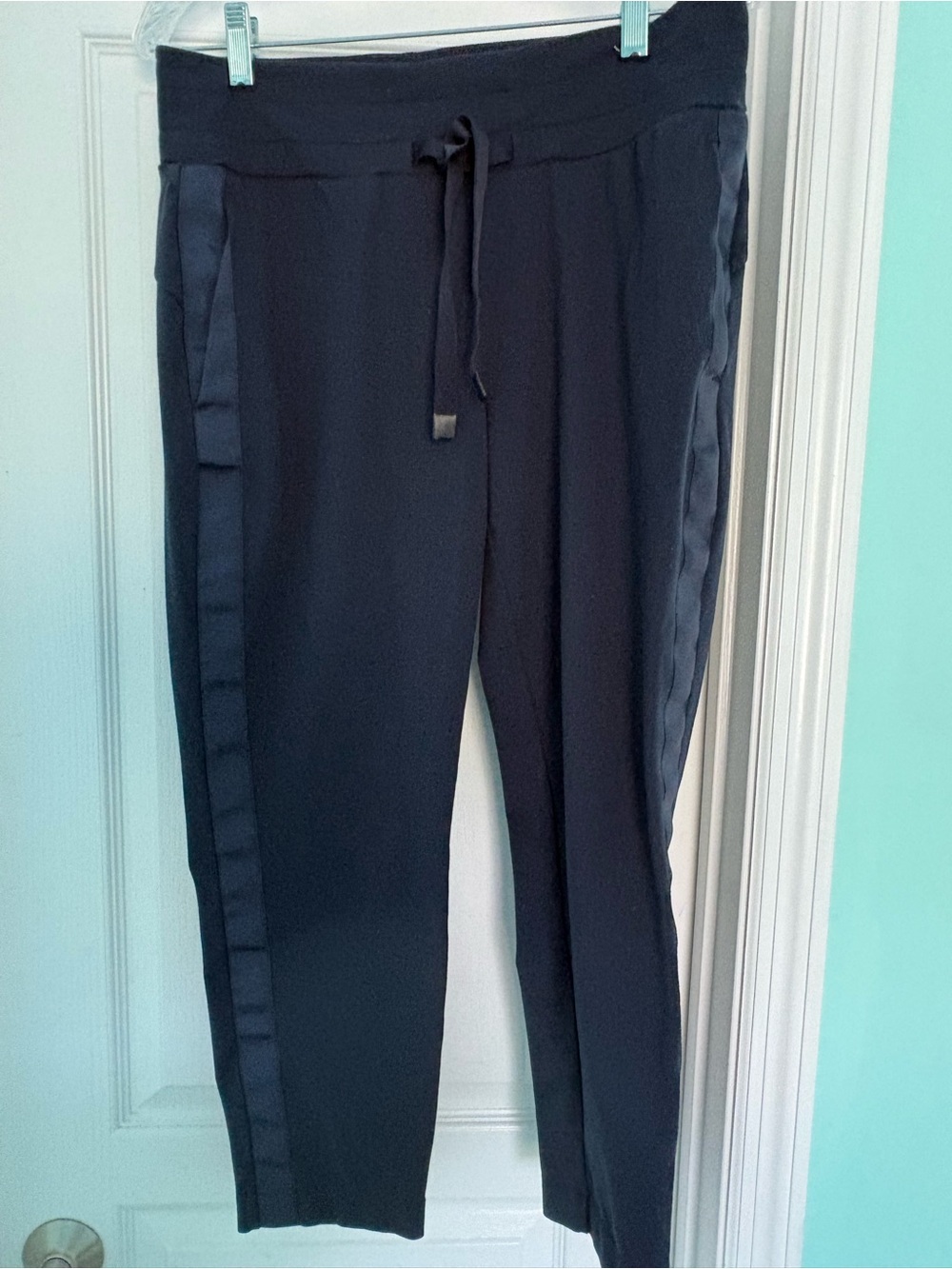Athleta Women’s Navy Blue Jogger Pants with Satin Side Stripes